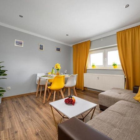Market Square Corner Apartment Kuznicza By Noclegi Renters Breslavia Exterior foto