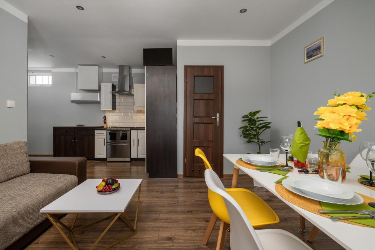 Market Square Corner Apartment Kuznicza By Noclegi Renters Breslavia Exterior foto